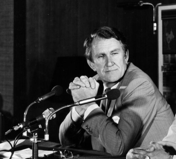 Malcolm Fraser at the Commonwealth Heads of Government Regional Meeting in Sydney, 1978. Photographer: Australian Information Services. University of Melbourne Archives 2005.0104.00060