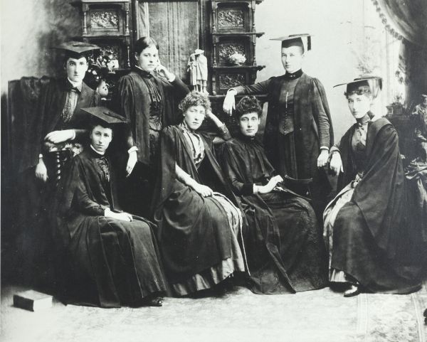 women medical students 1887