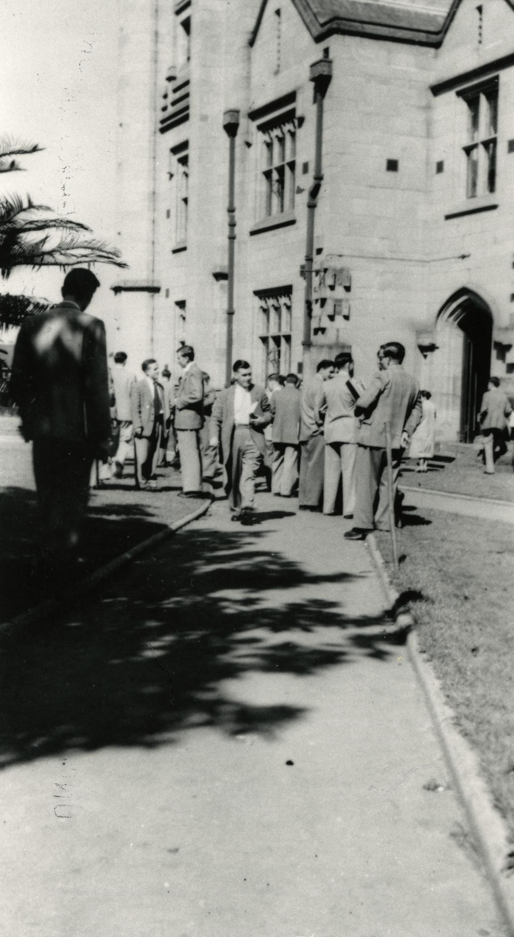 Students outside Old Arts building, 1954