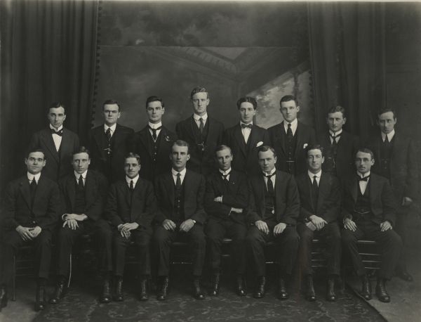 Medical Students' Society Committee, 1916, Strathfieldsaye Estate Collection, 1976.0013.00052