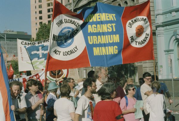 1999.0081.00956 Palm Sunday Rally, Movement Against Uranium Mining (MAUM) banner, 1998, John Ellis Collection, 1999.0081.00956 