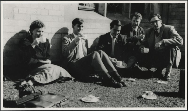 Morning tea outside the Union House, University of Melbourne, 3rd term 1954. Rosemary Balmford collection, 1986.0200.00001