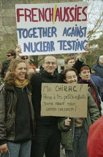 JE093C_07 - Protesters at a rally against French nuclear tests, 1995. University of Melbourne Archives, John Ellis collection, 1999.0081.00943