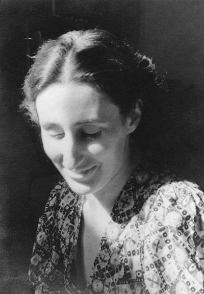 Portrait of Ursula Hoff
