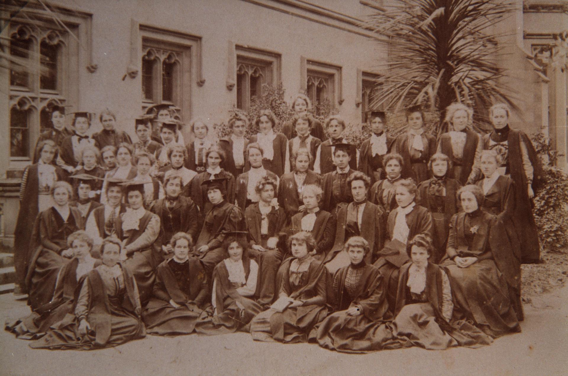 Women Students, 1902